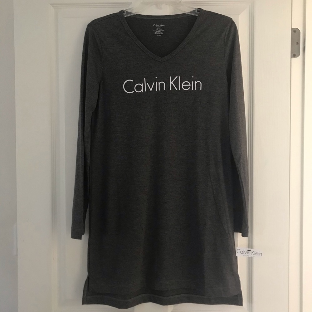 NWT Gray Calvin Klein V neck Sleepshirt Sz S - Picture 1 of 3